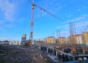 Bătaie mare pe primul bloc ANL din Bacău, după 14 ani!