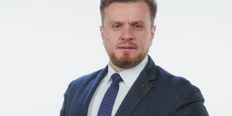 Deputatul Robert Alecu (AUR) solicită INS date date privind statutul rudarilor pentru o înțelegere mai bună a realităților etnice