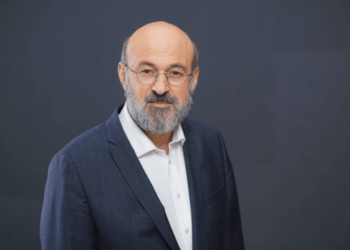 Virgiliu Vlăescu (AUR): Cui slujește scoaterea istoriei și a geografiei României din sistemul obligatoriu de predare în ciclul liceal?