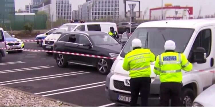 Un om de afaceri din Bacău a găsit mort în zona unui mall din nordul Capitalei! Reacția Poliției