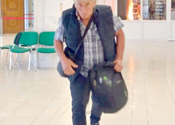 Nicușor Ochiană, vasluianul care a pus foc la Casa Poporului a fost condamnat la un an și nouă luni de închisoare cu suspendare