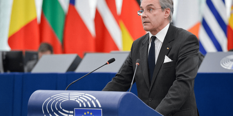 Europarlamentarul Șerban Dimitrie Sturdza (AUR) cere respectarea drepturilor și libertăților minorității române din Ucraina