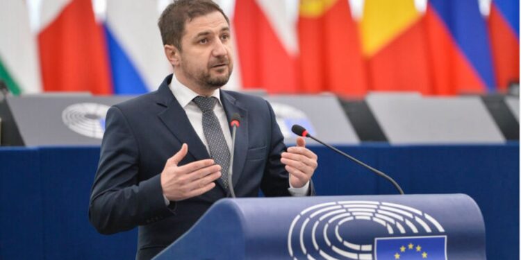 Adrian Axinia (AUR): ”Am solicitat prelungirea termenelor de implementare a unor proiecte de infrastructură din PNRR cu doi ani”