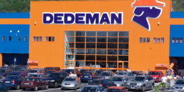 Primele utilaje au ajuns pe terenul viitorului DEDEMAN Campus, complexul urbanistic de la intrarea în Șerbănești