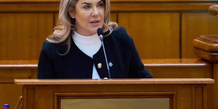 Gianina Șerban, vicepreședinte AUR: “Biroul Electoral Central a cenzurat mamele României! Vă e frică de adevăr, de normalitate și de dragostea noastră pentru copiii noștri!”