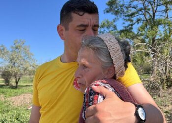 Datorăm tot ceea ce suntem părinților și bunicilor noștri