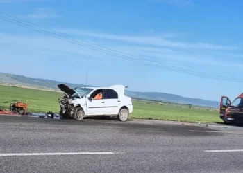 Daună totală la Sascut! 3 mașini, bușite grav, victimile, în stare gravă la Spitalul Județean!