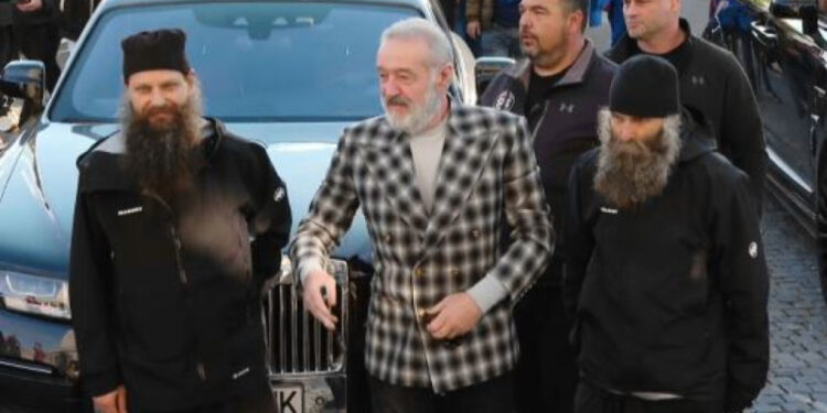 Ce partid își face George Becali? Va primi parlamentarii plecați din POT?