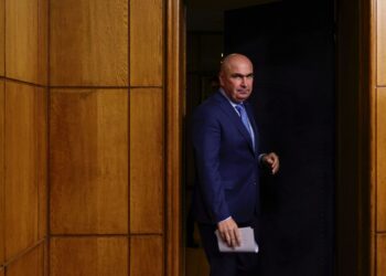 Bolojan a pus-o! Proteste de amploare în fața Guvernului