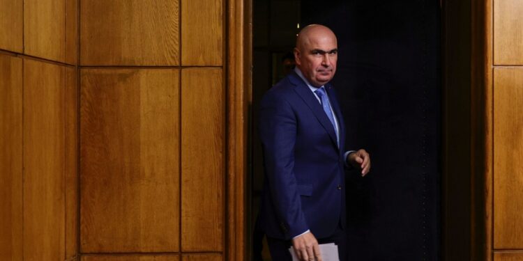 Bolojan a pus-o! Proteste de amploare în fața Guvernului