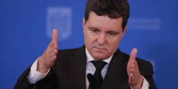 Nicușor Dan atacă la CCR legea care înăsprește pedepsele pentru fascism, legionarism, rasism sau xenofobie