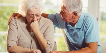 Lovitură pentru pensionarii care au muncit în condiții grele: procesele pot fi suspendate până la decizia CCR